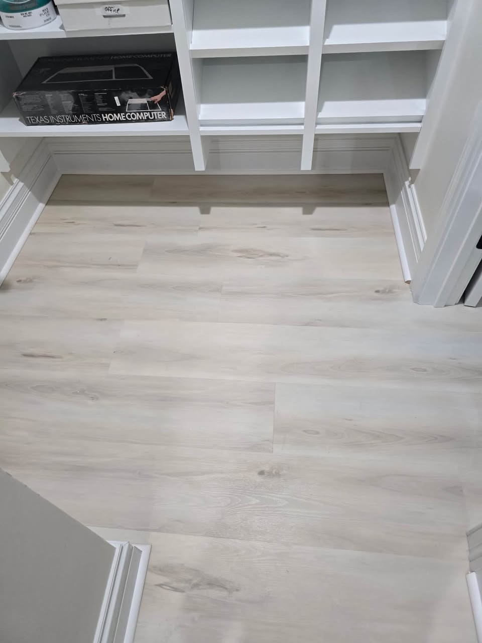 Progen Mirage XL luxury vinyl plank in the color Luna.